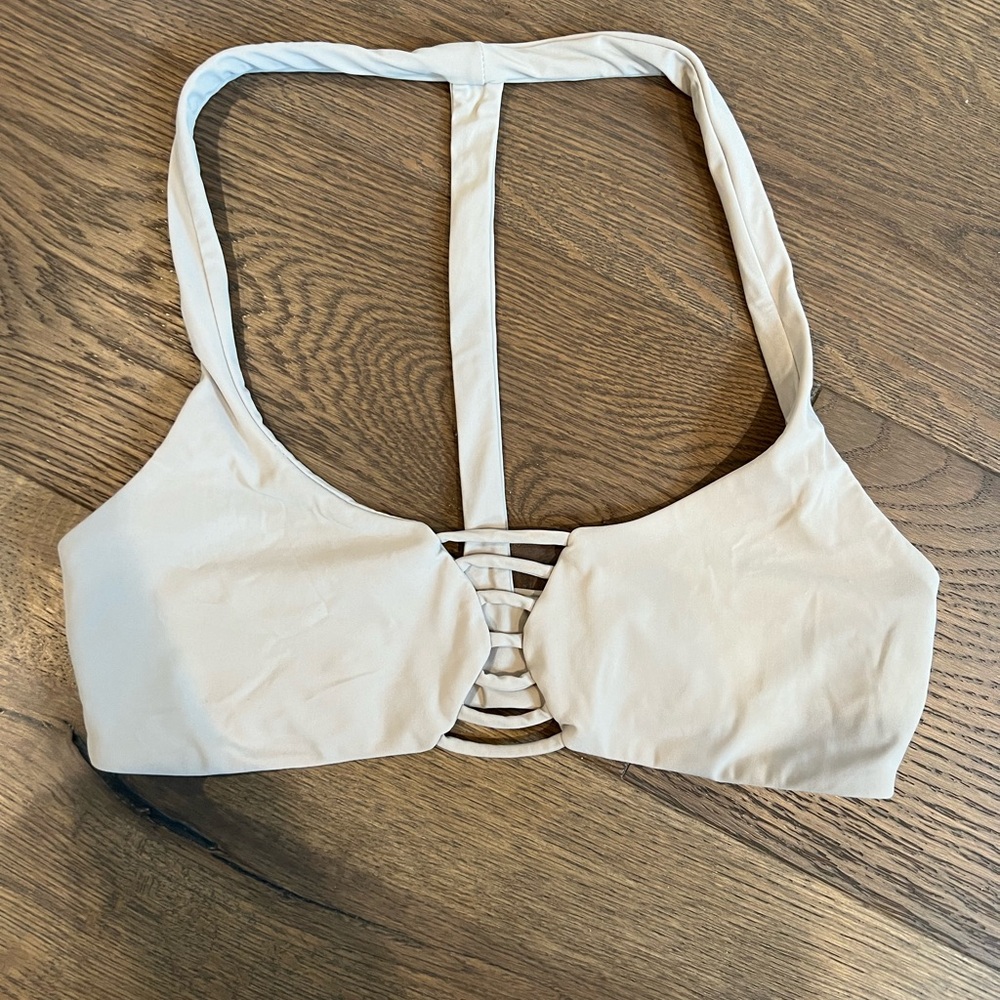 🩶Boys + Arrows bikini top size M🤍